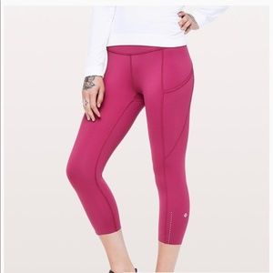 Lululemon Fast & Free Crop II Nulux 19"